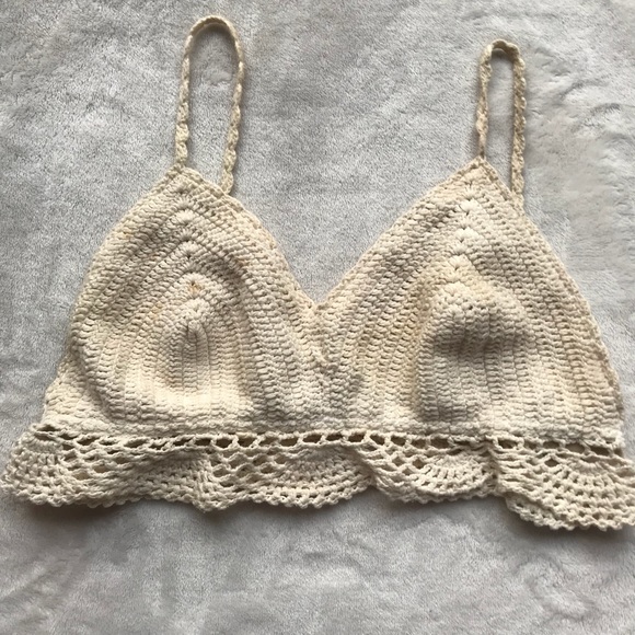 Crochet bralette - Picture 1 of 3